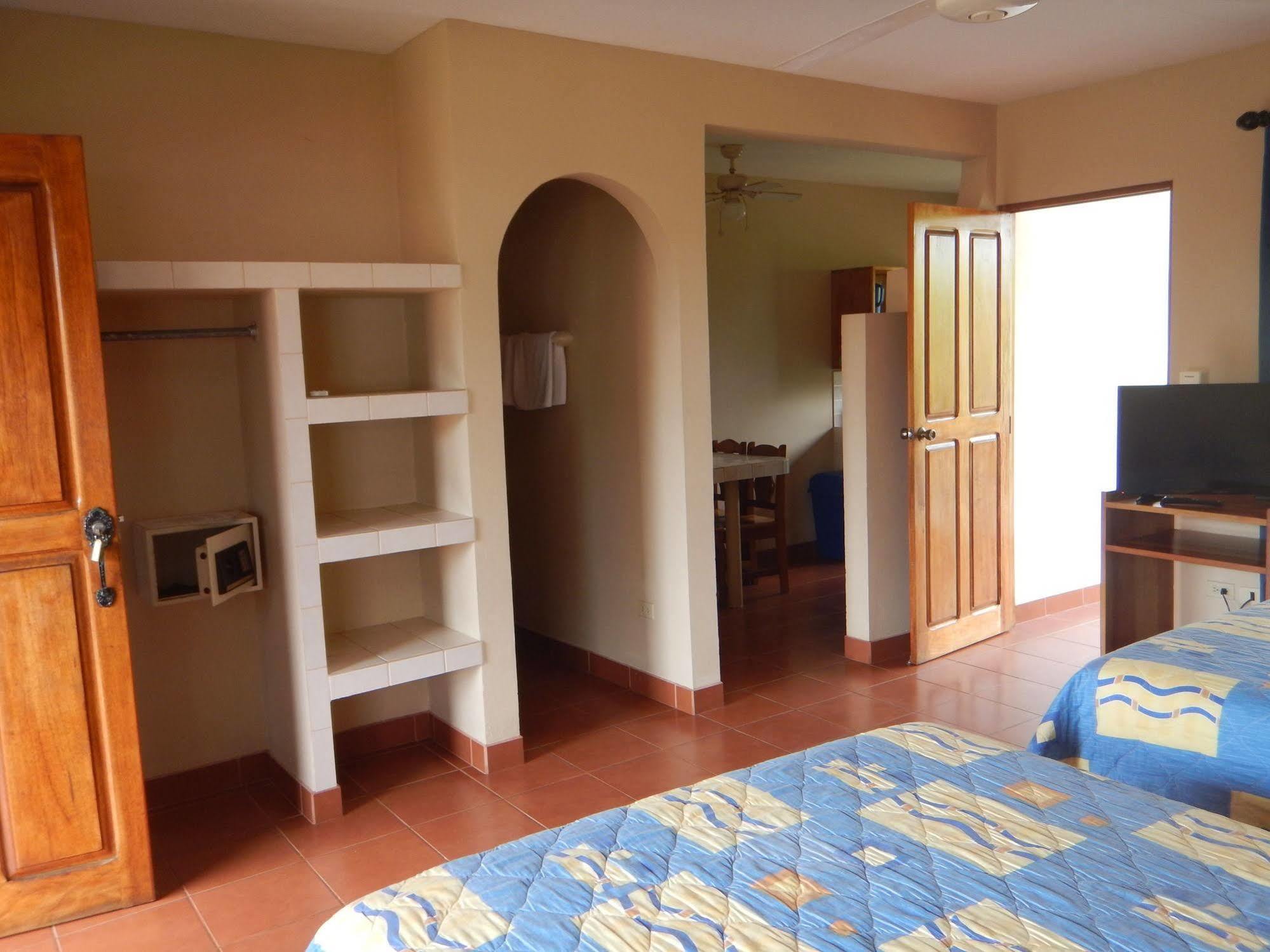 Apartotel Flamboyant Jaco Ngoại thất bức ảnh