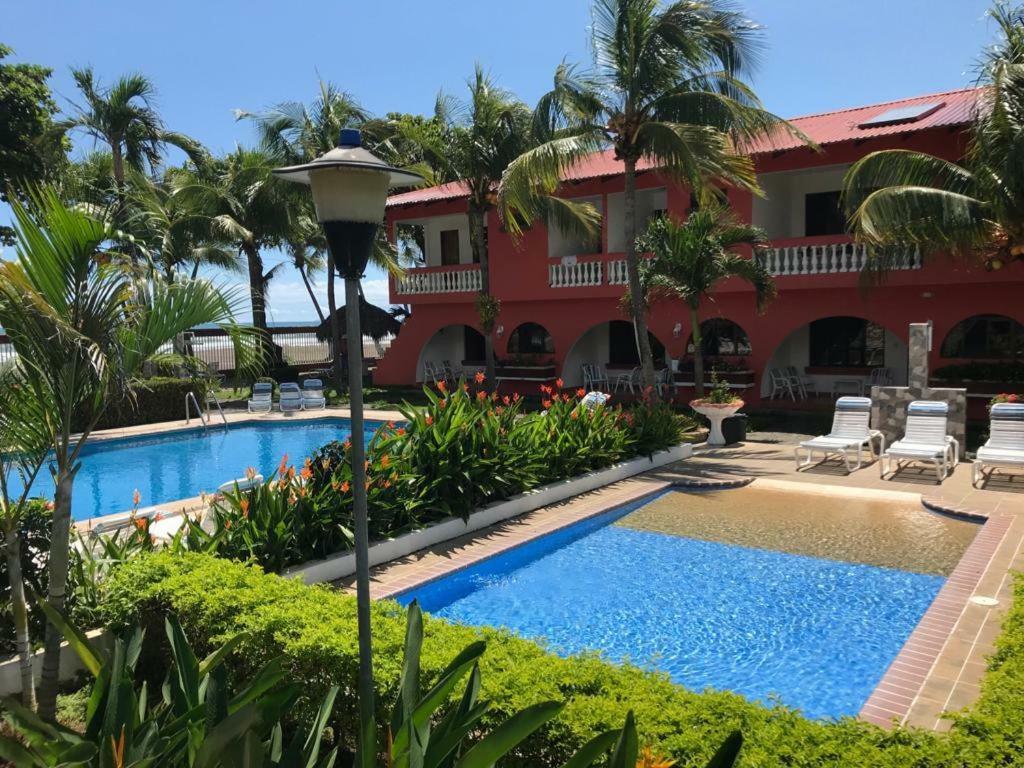 Apartotel Flamboyant Jaco Ngoại thất bức ảnh